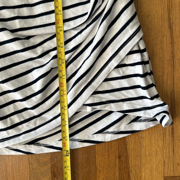 *last day 5/12!* BTFBM | Women’s white and navy striped, side rouched, dress - Picture 11 of 16